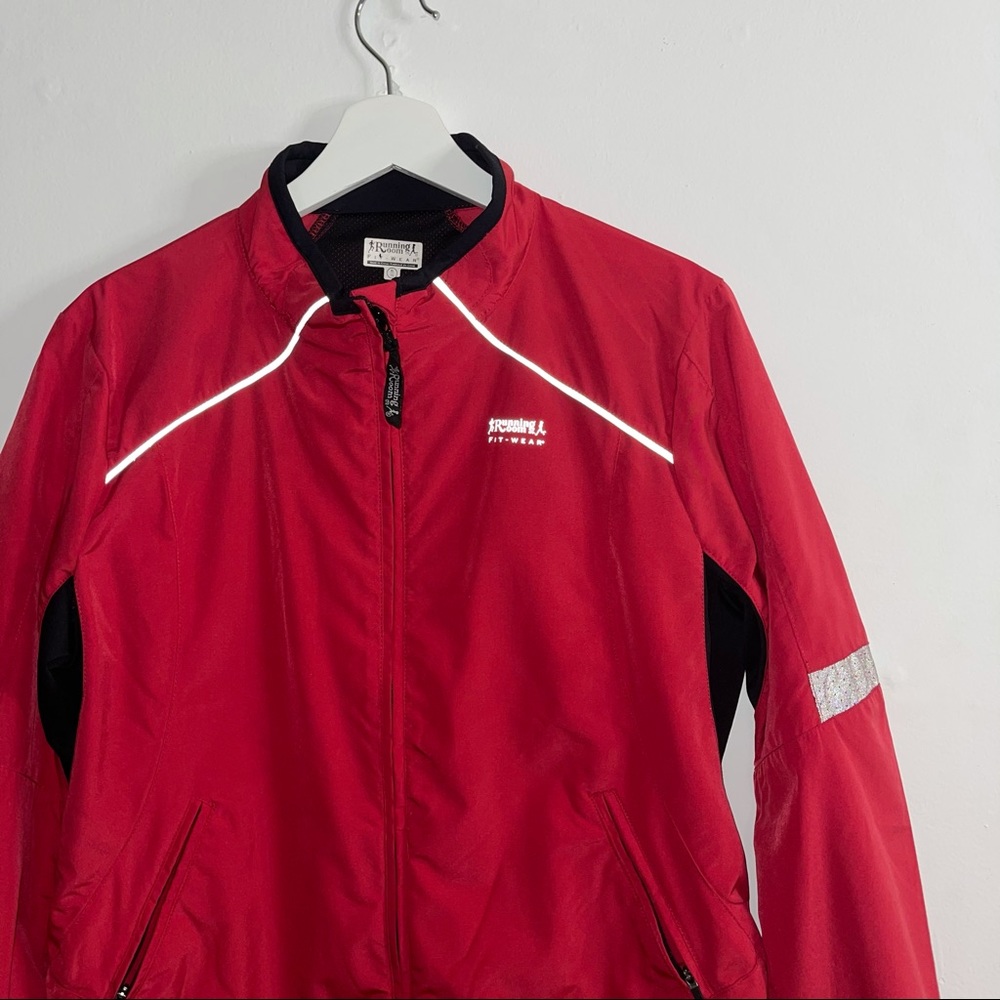 Running Room Jacket - Picture 2 of 4